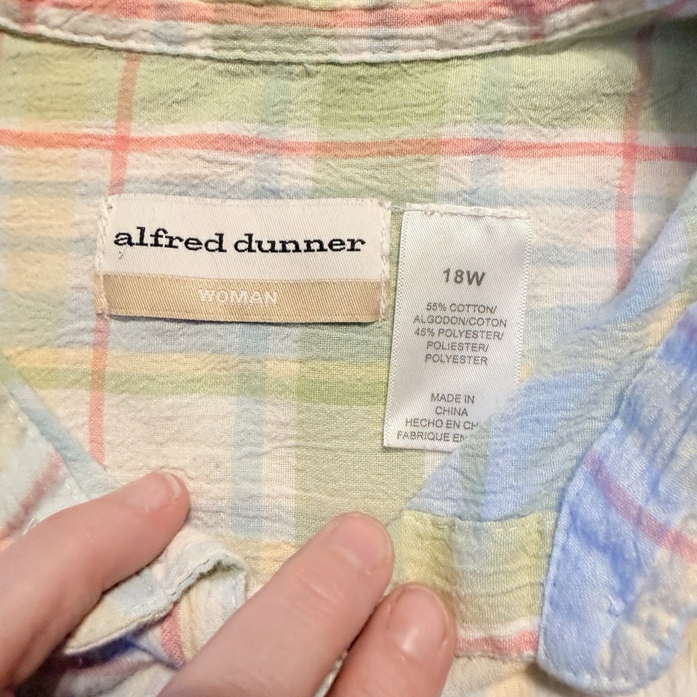 Alfred Dunner Womens 18W Plaid Button Down Shirt Pastel Short Sleeve Plus Size - Picture 2 of 4